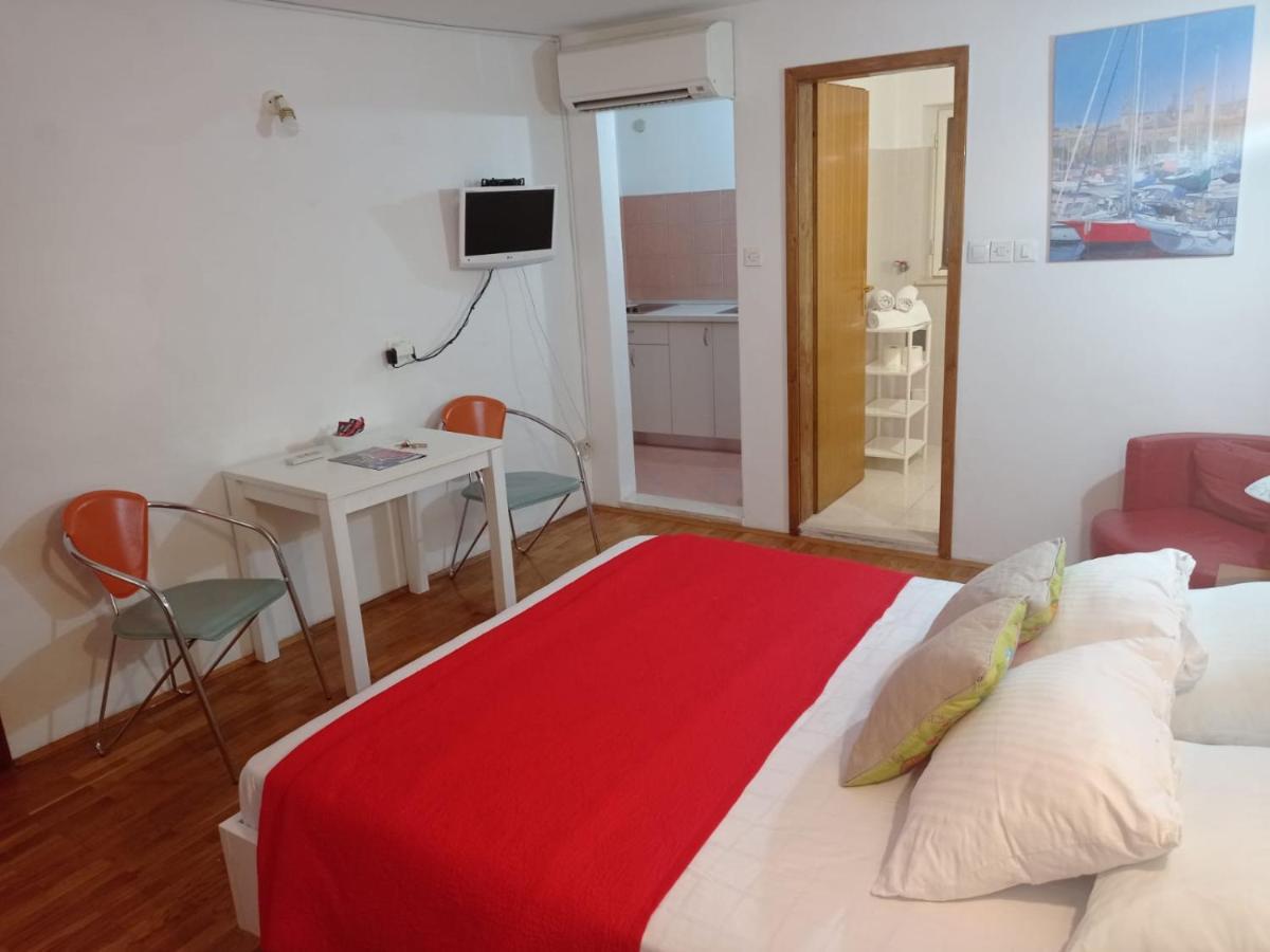 Apartments Peppino - Old Town ดูบรอฟนิก ภายนอก รูปภาพ