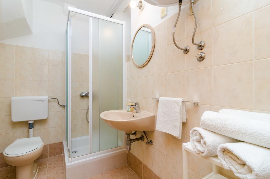 Apartments Peppino - Old Town ดูบรอฟนิก ภายนอก รูปภาพ